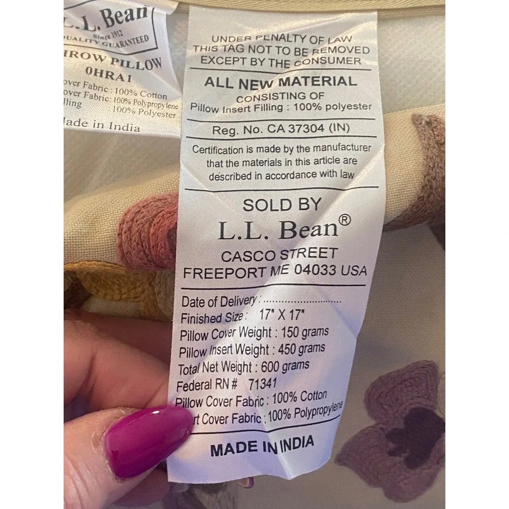 LL Bean Floral Crewel Embroidered Throw Pillow 17x17 Cream‎ Pink Cotton